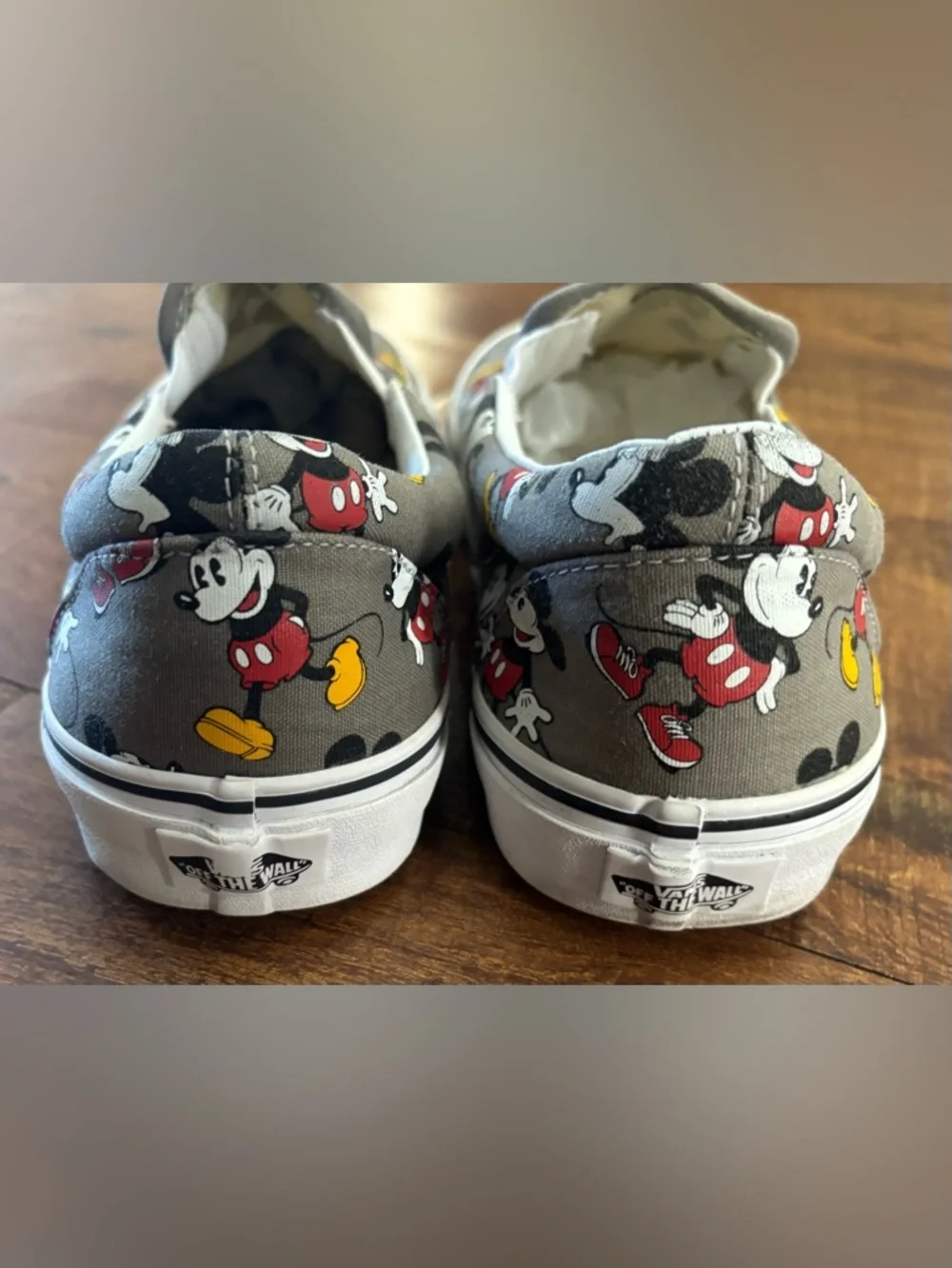 Vans x Disney Mickey Mouse classic  slip on shoes Sz 10 men